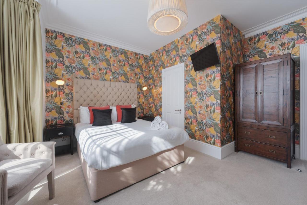 Florence Suite Boutique Hotel And Restaurant Портсмът Екстериор снимка