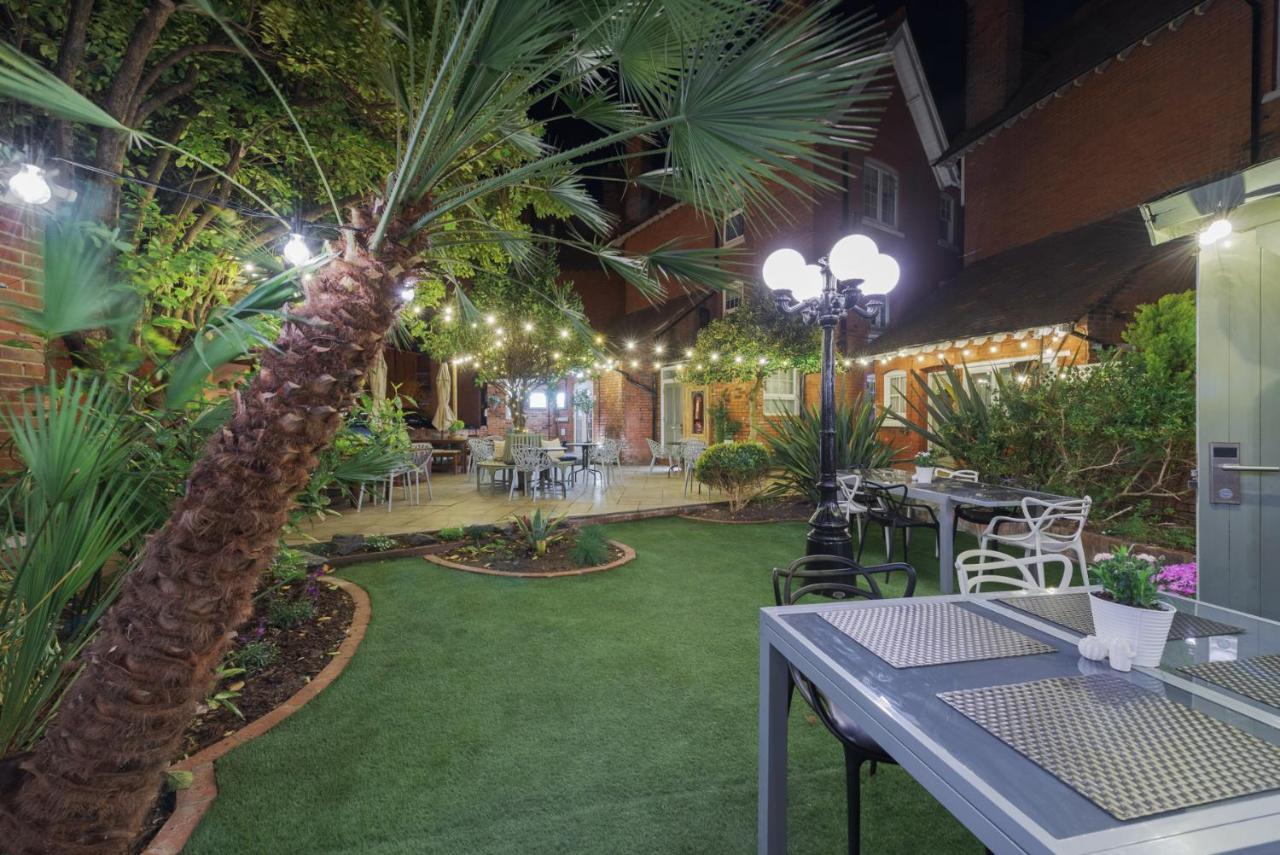 Florence Suite Boutique Hotel And Restaurant Портсмът Екстериор снимка