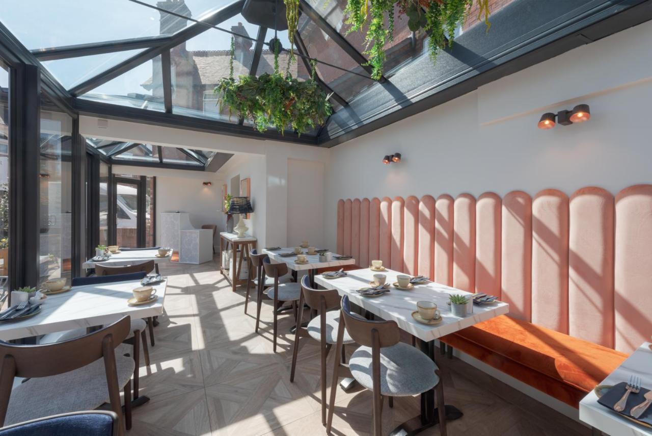 Florence Suite Boutique Hotel And Restaurant Портсмът Екстериор снимка